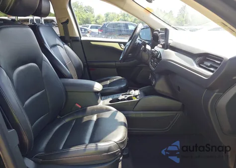 2020 Ford Escape Sel z USA, uszkodzony, nr VIN 1FMCU9H93LUC07161